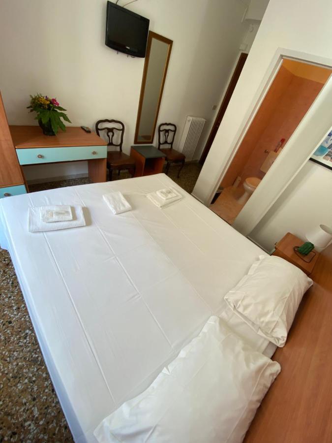 Hotel Primavera San Remo Kültér fotó
