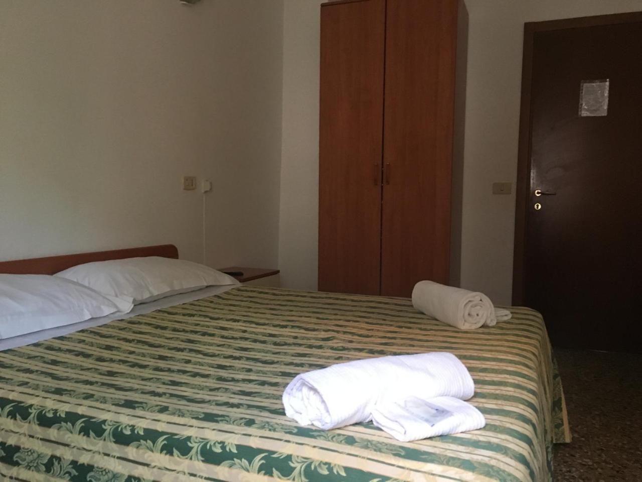 Hotel Primavera San Remo Kültér fotó
